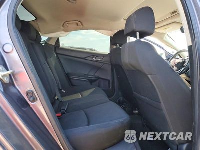 Zdjęcie 10 z 13 samochodu: 2019 HONDA CIVIC EX VIN:19XFC1F39KE212771 - miniatura