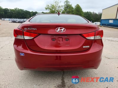 Zdjęcie 6 z 13 samochodu: 2012 HYUNDAI ELANTRA LIMITED VIN:KMHDH4AE7CU342601 - miniatura