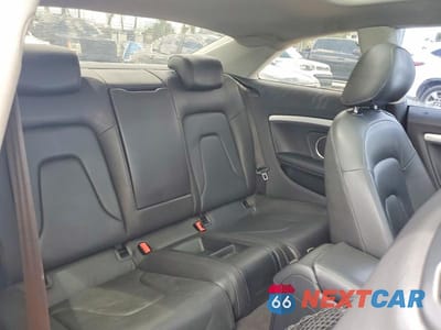 Zdjęcie 10 z 12 samochodu: 2010 AUDI A5 PRESTIGE VIN:WAUVFAFR7AA006757 - miniatura