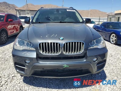 Piąte zdjęcie samochodu w środku: 2013 BMW X5 XDRIVE35I VIN:5UXZV4C57D0B22403 - miniatura
