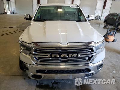 Piąte zdjęcie samochodu w środku: 2020 RAM 1500 LARAMIE VIN:1C6SRFJT2LN416169 - miniatura