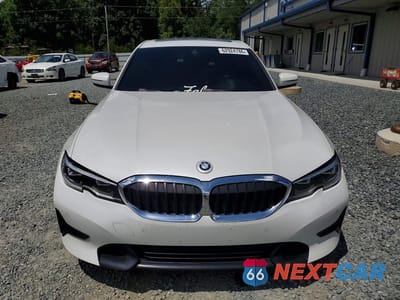Piąte zdjęcie samochodu w środku: 2021 BMW 330XI VIN:3MW5R7J00M8B51156 - miniatura