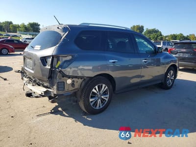 Trzecie zdjęcie samochodu z tyłu: 2017 NISSAN PATHFINDER S VIN:5N1DR2MN8HC620710 - miniatura