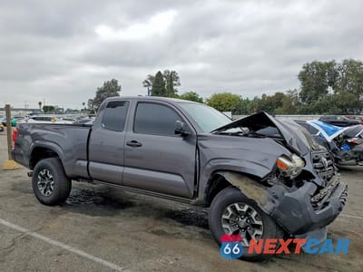 Czwarte zdjęcie samochodu z boku: 2017 TOYOTA TACOMA SR VIN:5TFRX5GN7HX099209 - miniatura