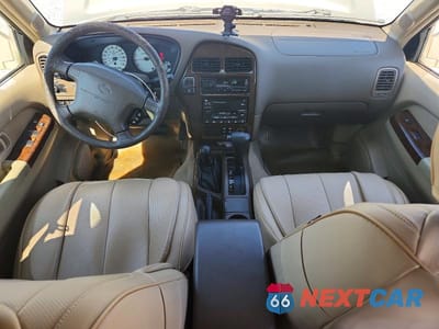 Zdjęcie 8 z 13 samochodu: 2000 NISSAN PATHFINDER XE VIN:JN8AR07YXYW430296 - miniatura