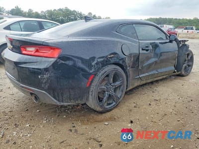 Trzecie zdjęcie samochodu z tyłu: 2017 CHEVROLET CAMARO LT VIN:1G1FB1RX8H0141087 - miniatura