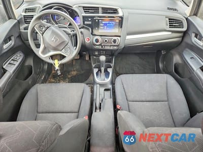 Zdjęcie 8 z 13 samochodu: 2017 HONDA FIT EX VIN:3HGGK5H74HM704560 - miniatura