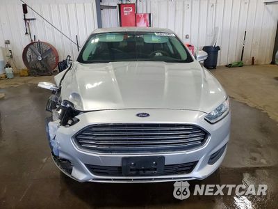 Piąte zdjęcie samochodu w środku: 2016 FORD FUSION SE HYBRID VIN:3FA6P0LU5GR385558 - miniatura