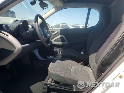 Zdjęcie 7 z 12 samochodu: 2016 SMART FORTWO VIN:WMEEJ9AA8GK843247 - miniatura