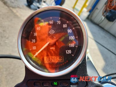 Zdjęcie 7 z 9 samochodu: 2017 HARLEY-DAVIDSON XL883 IRON 883 VIN:1HD4LE218HC438964 - miniatura