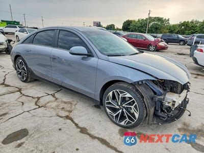Czwarte zdjęcie samochodu z boku: 2024 HYUNDAI IONIQ 6 SEL VIN:KMHM34AA1RA074652 - miniatura