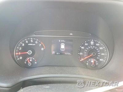 Zdjęcie 9 z 12 samochodu: 2022 KIA SOUL LX VIN:KNDJ23AUXN7183200 - miniatura