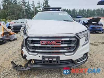 Piąte zdjęcie samochodu w środku: 2024 GMC TERRAIN AT4 VIN:3GKALYEG8RL155545 - miniatura