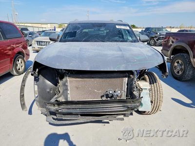Piąte zdjęcie samochodu w środku: 2022 VOLKSWAGEN ATLAS CROSS SPORT SE VIN:1V2JE2CA4NC227427 - miniatura