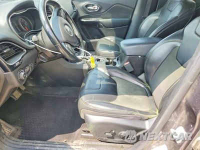 Zdjęcie 7 z 14 samochodu: 2019 JEEP CHEROKEE LATITUDE PLUS VIN:1C4PJMLB5KD291185 - miniatura