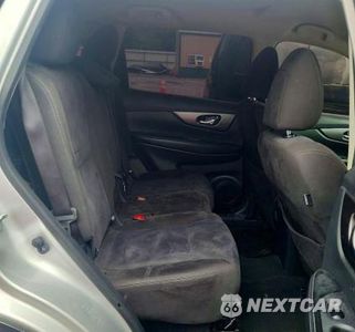 Zdjęcie 10 z 12 samochodu: 2015 NISSAN ROGUE SV VIN:KNMAT2MT5FP560091 - miniatura