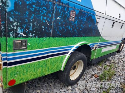 Zdjęcie 11 z 13 samochodu: 2016 FORD ECONOLINE E450 SUPER DUTY CUTAWAY VAN VIN:1FDXE4FS3GDC55546 - miniatura