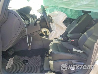 Zdjęcie 7 z 13 samochodu: 2016 VOLKSWAGEN GOLF S/SE VIN:3VW217AU0GM023489 - miniatura