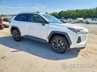 Czwarte zdjęcie samochodu z boku: 2026 TOYOTA RAV4 XLE PREMIUM VIN:2T36DRBV1TC009402 - miniatura