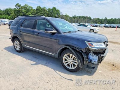 Czwarte zdjęcie samochodu z boku: 2017 FORD EXPLORER XLT VIN:1FM5K7D80HGC74662 - miniatura