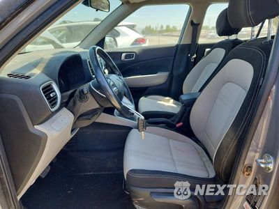 Zdjęcie 7 z 14 samochodu: 2022 HYUNDAI VENUE SEL VIN:KMHRC8A37NU183317 - miniatura