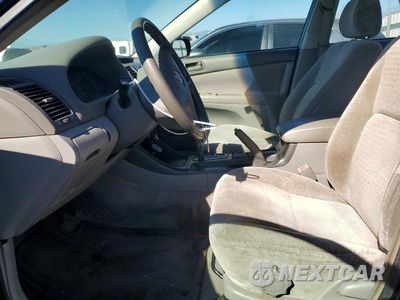Zdjęcie 7 z 12 samochodu: 2002 TOYOTA CAMRY LE VIN:JTDBE32K320056835 - miniatura