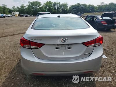 Zdjęcie 6 z 12 samochodu: 2013 HYUNDAI ELANTRA LIMITED VIN:5NPDH4AE6DH334117 - miniatura