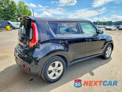 Trzecie zdjęcie samochodu z tyłu: 2019 KIA SOUL BASE VIN:KNDJN2A2XK7629874 - miniatura