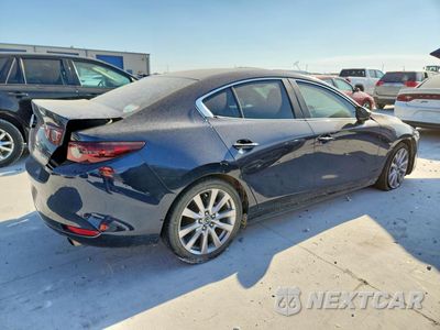 Trzecie zdjęcie samochodu z tyłu: 2020 MAZDA 3 SELECT VIN:3MZBPACL0LM127247 - miniatura