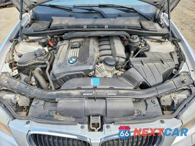 Zdjęcie 11 z 12 samochodu: 2010 BMW 328 XI SULEV VIN:WBAPK5C55AA652781 - miniatura