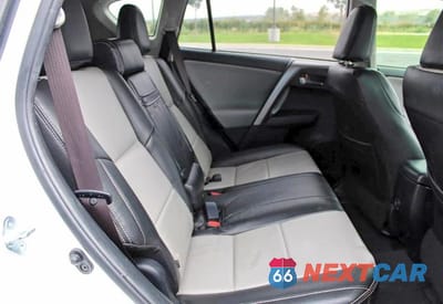 Zdjęcie 6 z 10 samochodu: 2017 TOYOTA RAV4 HYBRID XLE VIN:JTMRJREV3HD104354 - miniatura