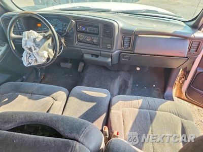 Zdjęcie 8 z 13 samochodu: 2000 CHEVROLET SILVERADO K2500 VIN:1GCGK29U1YE331789 - miniatura