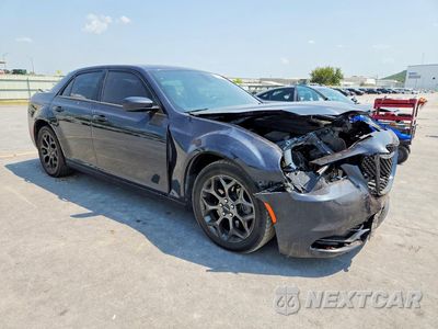 Czwarte zdjęcie samochodu z boku: 2018 CHRYSLER 300 S VIN:2C3CCAGG9JH267779 - miniatura