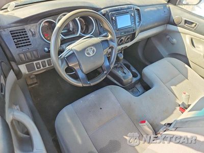 Zdjęcie 8 z 12 samochodu: 2014 TOYOTA TACOMA BASE VIN:5TFNX4CN7EX036363 - miniatura