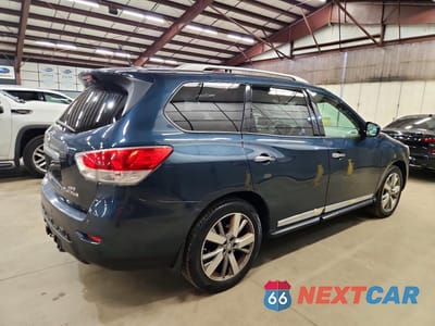 Trzecie zdjęcie samochodu z tyłu: 2013 NISSAN PATHFINDER S VIN:5N1AR2MM4DC671562 - miniatura