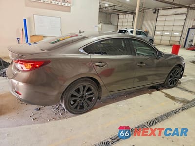 Trzecie zdjęcie samochodu z tyłu: 2016 MAZDA 6 GRAND TOURING VIN:JM1GJ1W5XG1460498 - miniatura