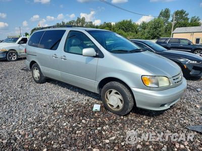 Czwarte zdjęcie samochodu z boku: 2003 TOYOTA SIENNA LE VIN:4T3ZF13C43U554997 - miniatura