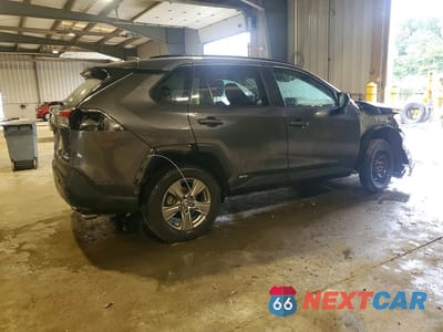 Trzecie zdjęcie samochodu z tyłu: 2024 TOYOTA RAV4 LE VIN:4T3LWRFV7RU129901 - miniatura