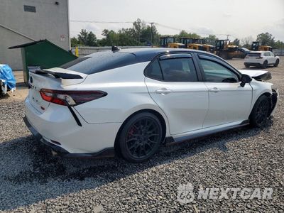 Trzecie zdjęcie samochodu z tyłu: 2022 TOYOTA CAMRY TRD VIN:4T1KZ1AK4NU071573 - miniatura