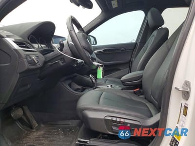 Zdjęcie 7 z 14 samochodu: 2020 BMW X1 XDRIVE28I VIN:WBXJG9C03L5P89450 - miniatura