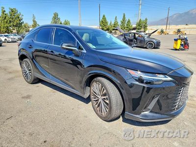 Czwarte zdjęcie samochodu z boku: 2023 LEXUS RX 350 PREMIUM+ VIN:2T2BAMBA8PC015053 - miniatura