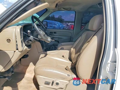 Zdjęcie 7 z 13 samochodu: 2006 GMC SIERRA K2500 HEAVY DUTY VIN:1GTHK23256F128634 - miniatura