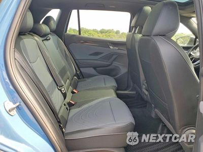 Zdjęcie 10 z 12 samochodu: 2026 VOLKSWAGEN TIGUAN SE R-LINE BLACK VIN:3VVGR7RMXTM103237 - miniatura