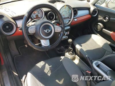 Zdjęcie 8 z 12 samochodu: 2009 MINI COOPER VIN:WMWMF33569TW79337 - miniatura