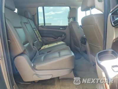 Zdjęcie 11 z 14 samochodu: 2017 CHEVROLET SUBURBAN K1500 PREMIER VIN:1GNSKJKC2HR248068 - miniatura