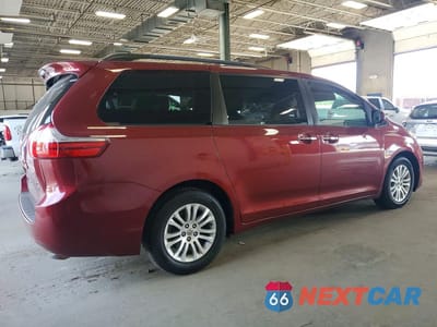 Trzecie zdjęcie samochodu z tyłu: 2015 TOYOTA SIENNA XLE 8-PASSENGER VIN:5TDYK3DC5FS654954 - miniatura