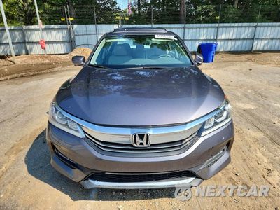 Piąte zdjęcie samochodu w środku: 2017 HONDA ACCORD EXL VIN:1HGCR3F88HA029366 - miniatura