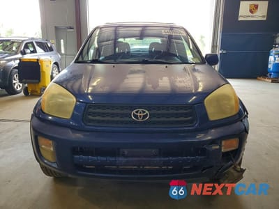 Piąte zdjęcie samochodu w środku: 2002 TOYOTA RAV4 BASE VIN:JTEHH20V826062048 - miniatura