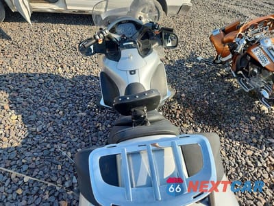Zdjęcie 6 z 9 samochodu: 2002 BMW K1200 LT VIN:WB10555A02ZD78625 - miniatura