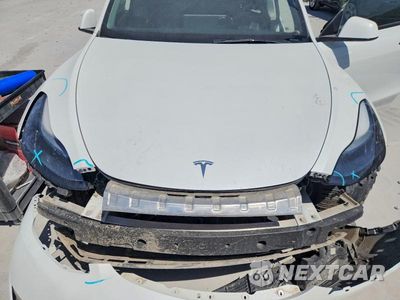 Zdjęcie 12 z 13 samochodu: 2025 TESLA MODEL Y VIN:7SAYGDED8SA336694 - miniatura